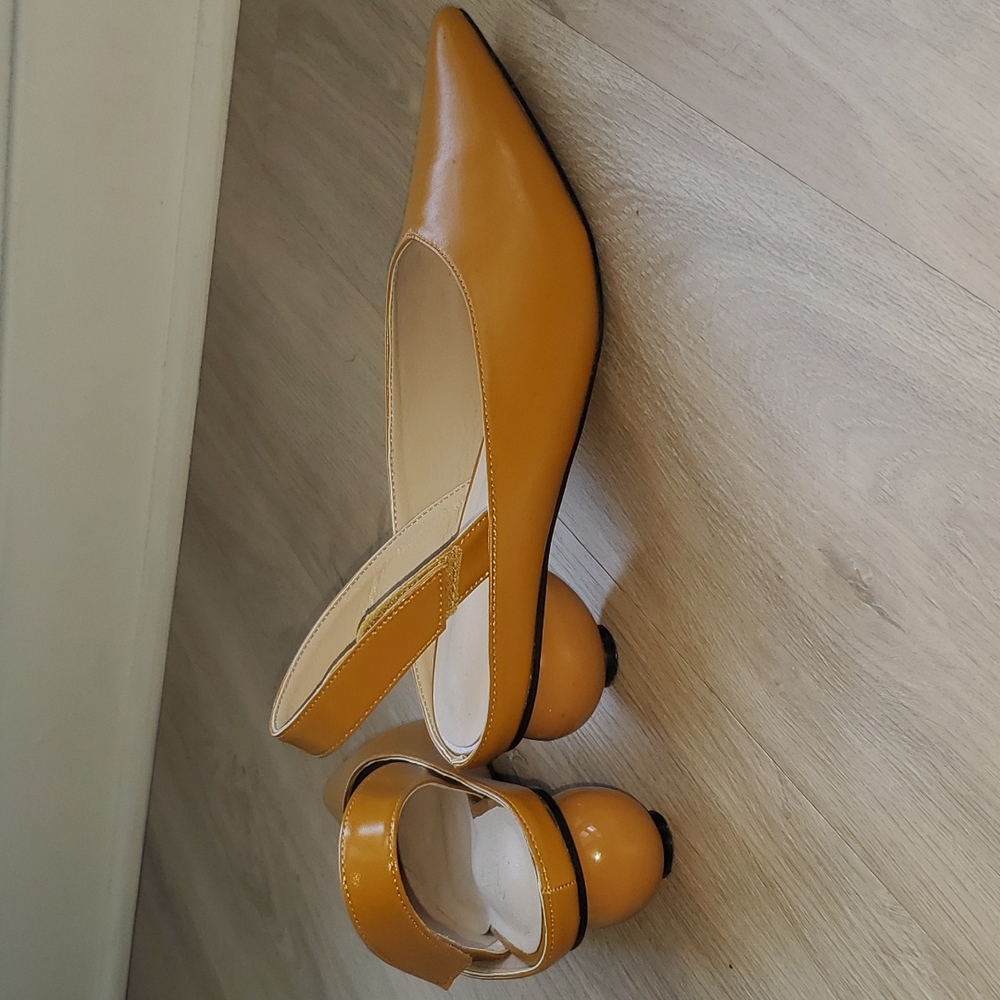 Sling back pump ball heels 7.5